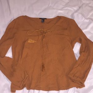 Women long sleeve top.
